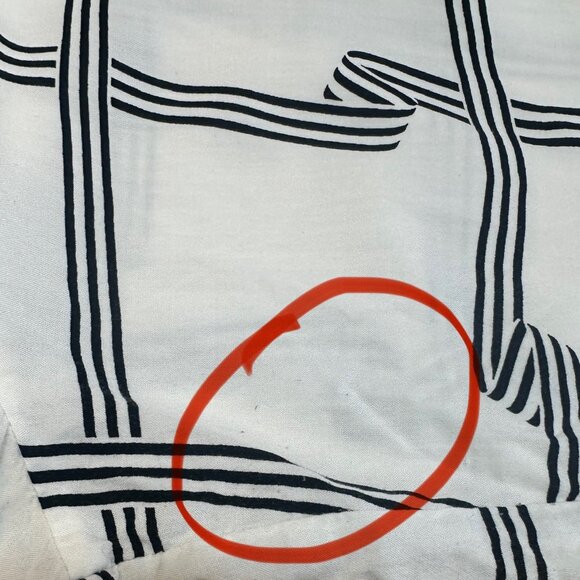 Liz Claiborne Size Large - Picture 6 of 6